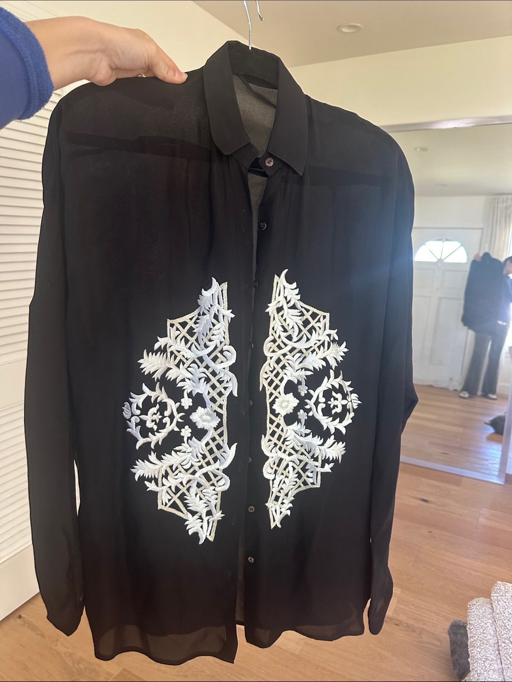 Black Sheer Embroidered Blouse Floral Sz M